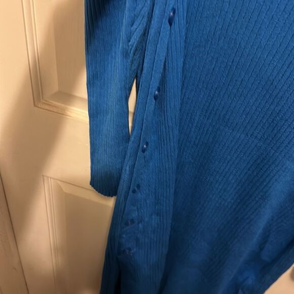 NWT- FUTURE COLLECTIVE DRESS - Picture 6 of 9